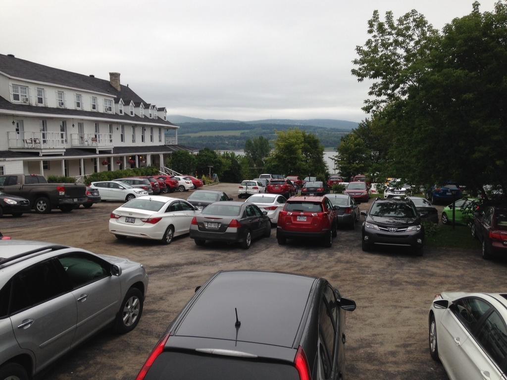 Le Manoir Charlevoix Motel La Malbaie Eksteriør billede